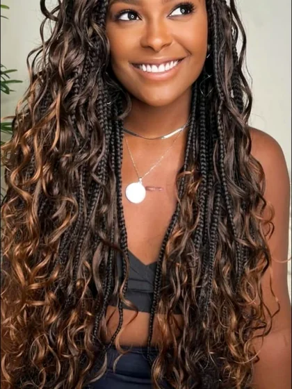 Resultado de tranças e cabelo produzido por Andressa Pacheco